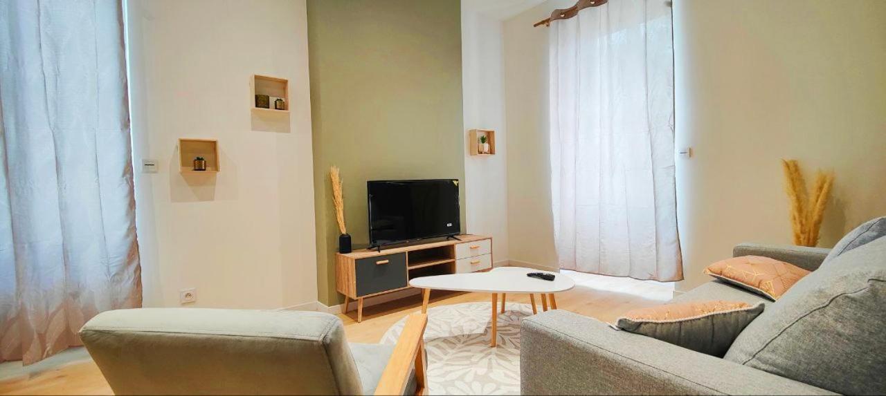 Appartements A Theme Clermont-Ferrand Esterno foto